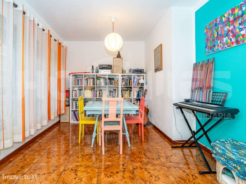 Apartamento T3 | Garagem | Arrumos | Centro Histórico-13