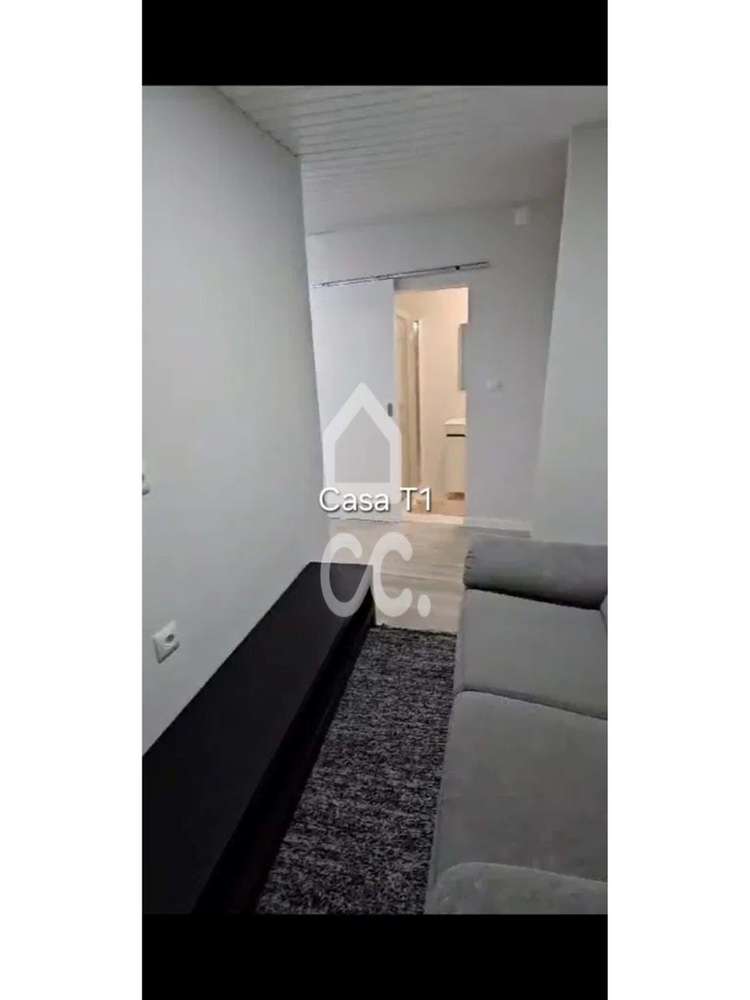 Oportunidade Única em Paranhos | Yield de 10% | Conjunto de 2 Moradias-14