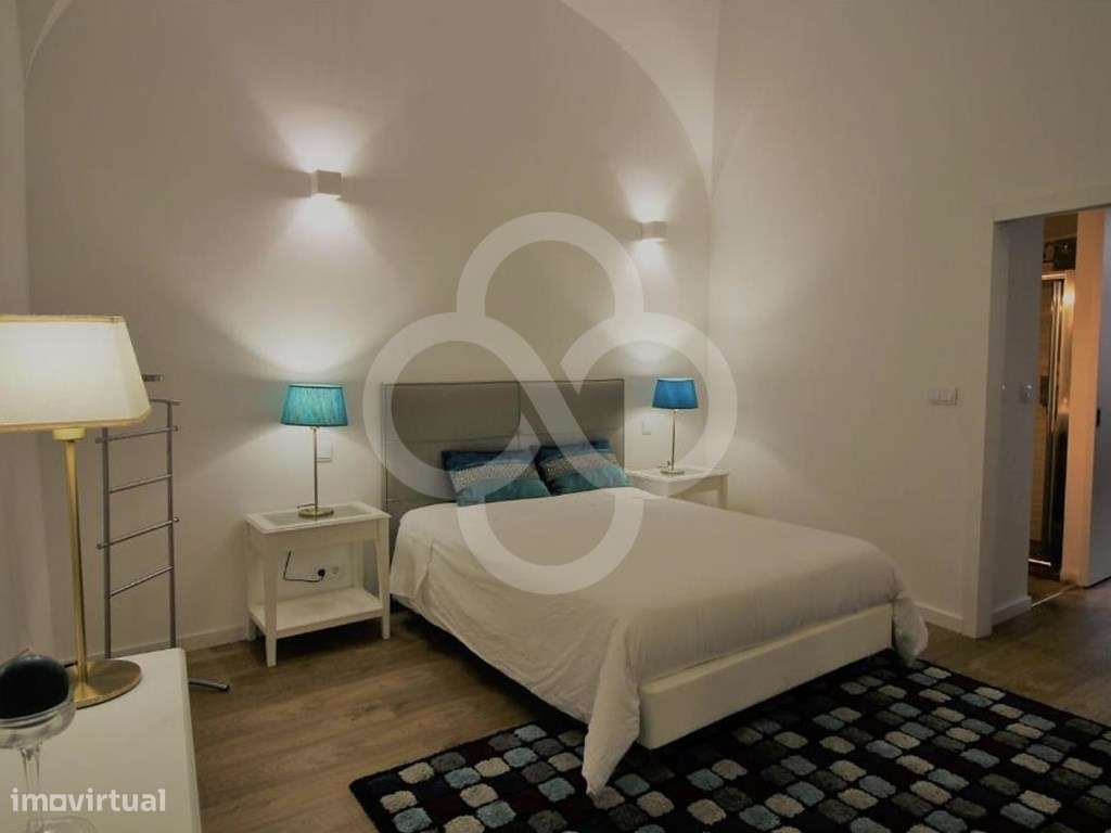 Excelente T1 remodelado e equipado no coração de Santa Catarina em ...-16