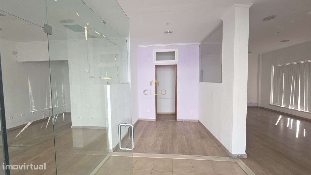 Loja Fantastica Pinhal Novo 4 montras-10