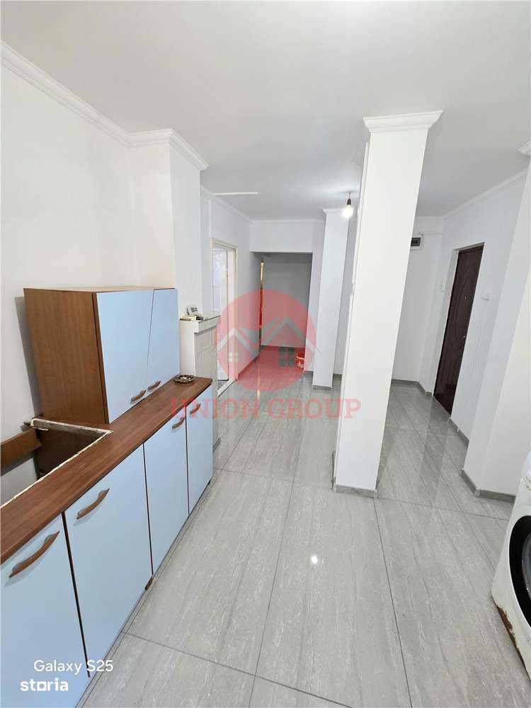 Apartament 2 Camere, Decomandat, Navodari - Imagine principală: 5/13