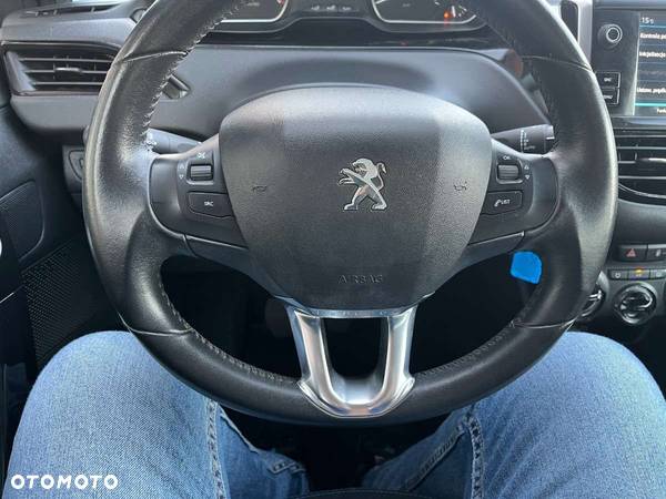 Peugeot 208 PureTech 82 Stop & Start Signature - 16