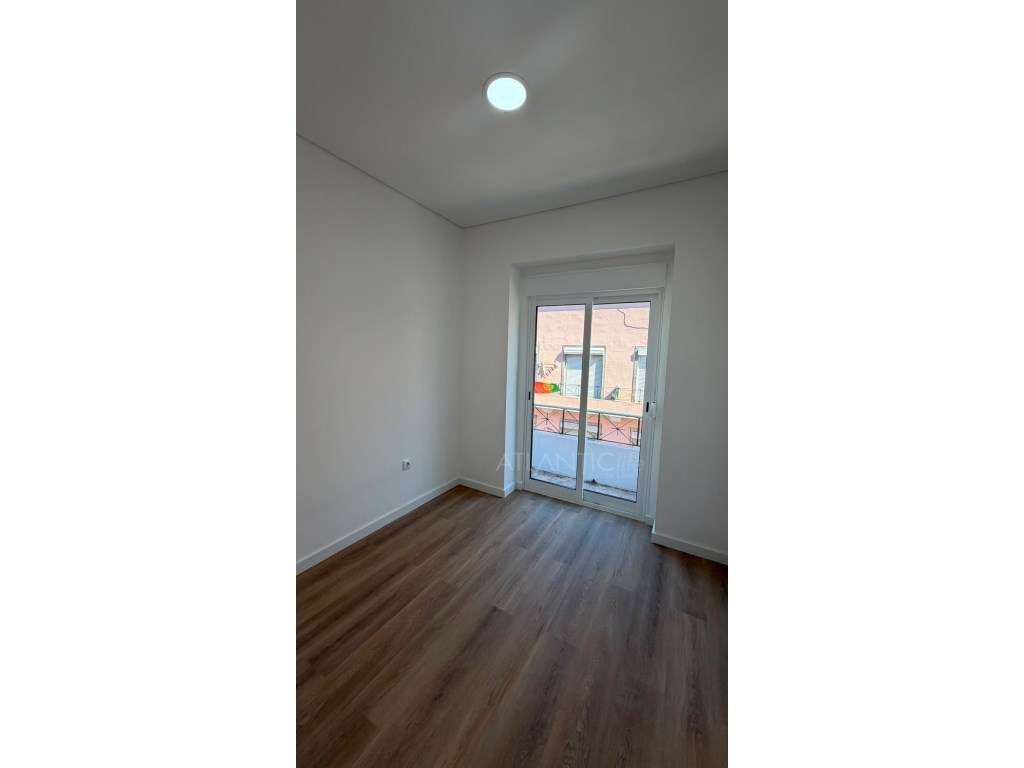 Apartamento T3 Queluz-7