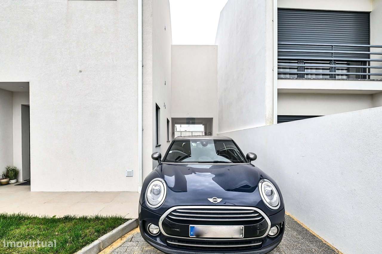 Moradia T4 | Construção contemporânea | Trajouce | São Domingos de Ran-34