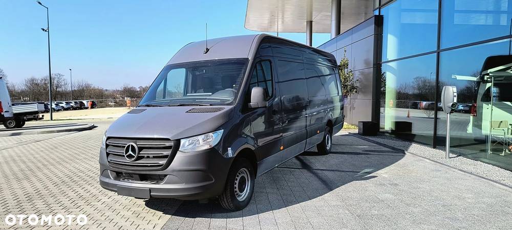 Mercedes-Benz Sprinter - 3