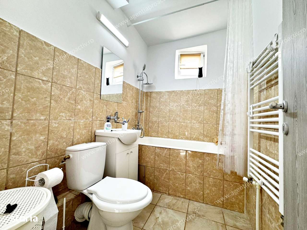 Apartament modern, complet renovat, în cartierul Micro 17 – Galați-7