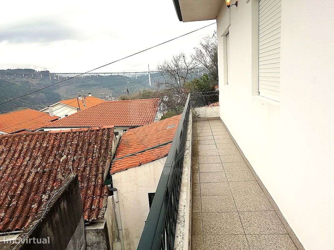 Moradia T4 para venda-33