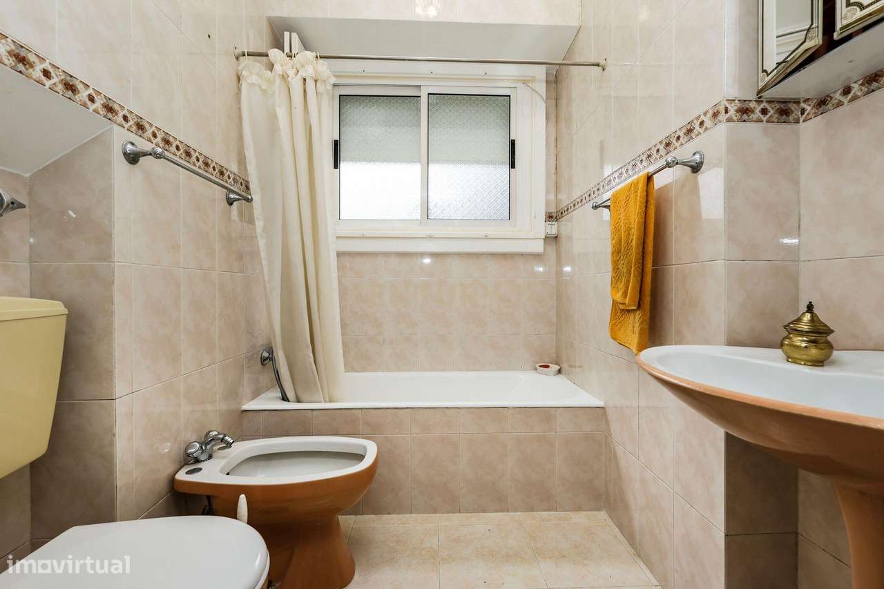 Apartamento T4 em Alvalade - Lisboa-11