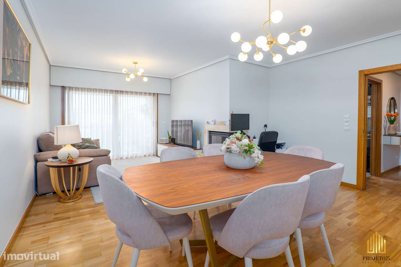 T2 Com Varanda Panorâmica em Urbanização Requintada, ao Aeroporto.-12