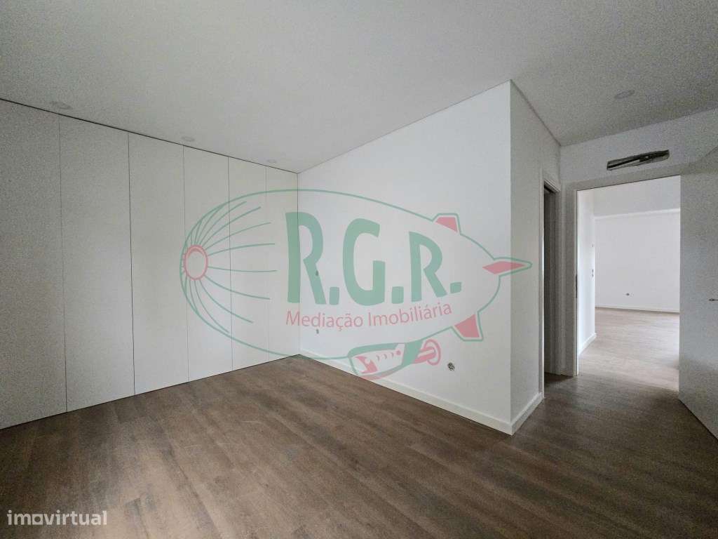 ANDAR MORADIA T2 RECUPERADO (NOVO) - VALBOM-6