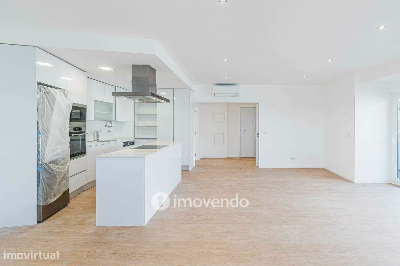 Apartamento T3 Duplex novo, com terraço e garagem, em Loures-17