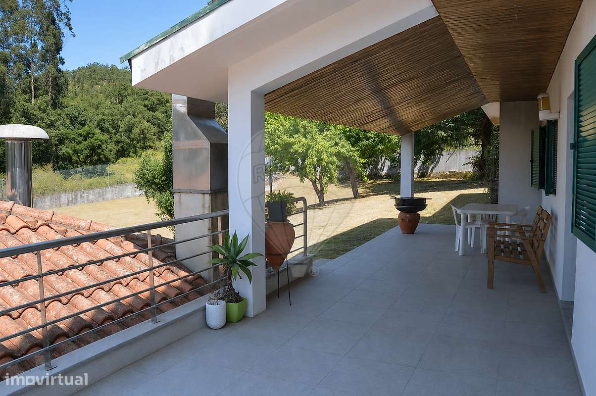Moradia T4 para venda-7