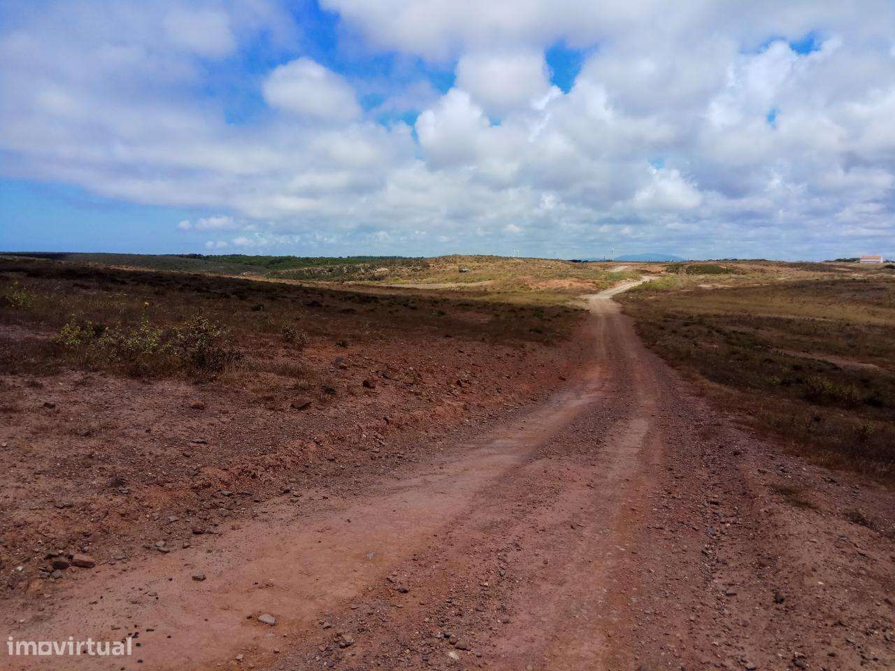 Terreno Rústico Currais Velhos - Vila do Bispo _ 664Lagos V13-18