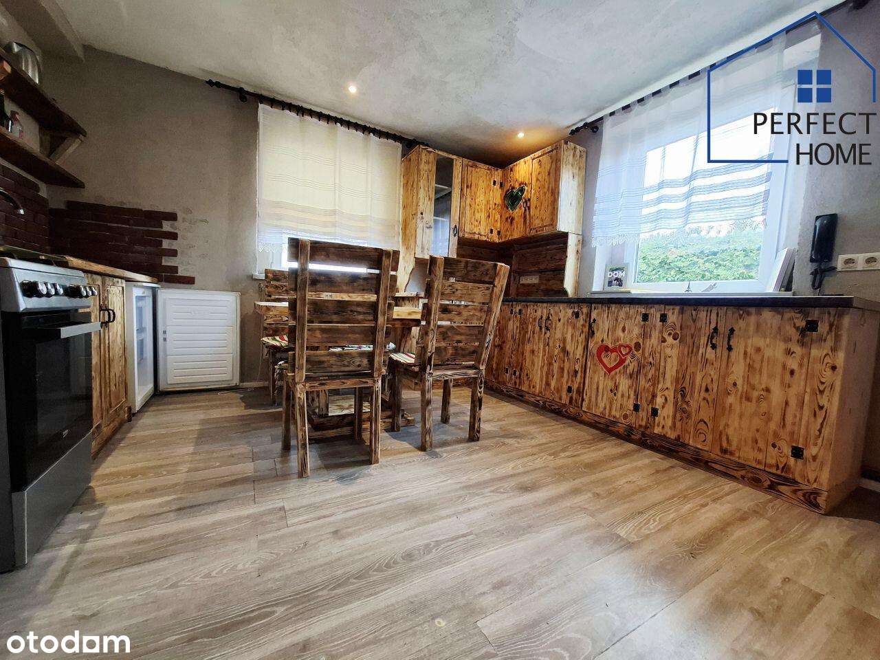 Zadbany Dom W Nędzy do wprowadzenia w cichej lokalizacji, Piec V klasy-4