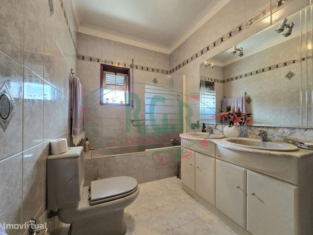 MORADIA T3 | 4 FRENTES | SÃO COSME-31