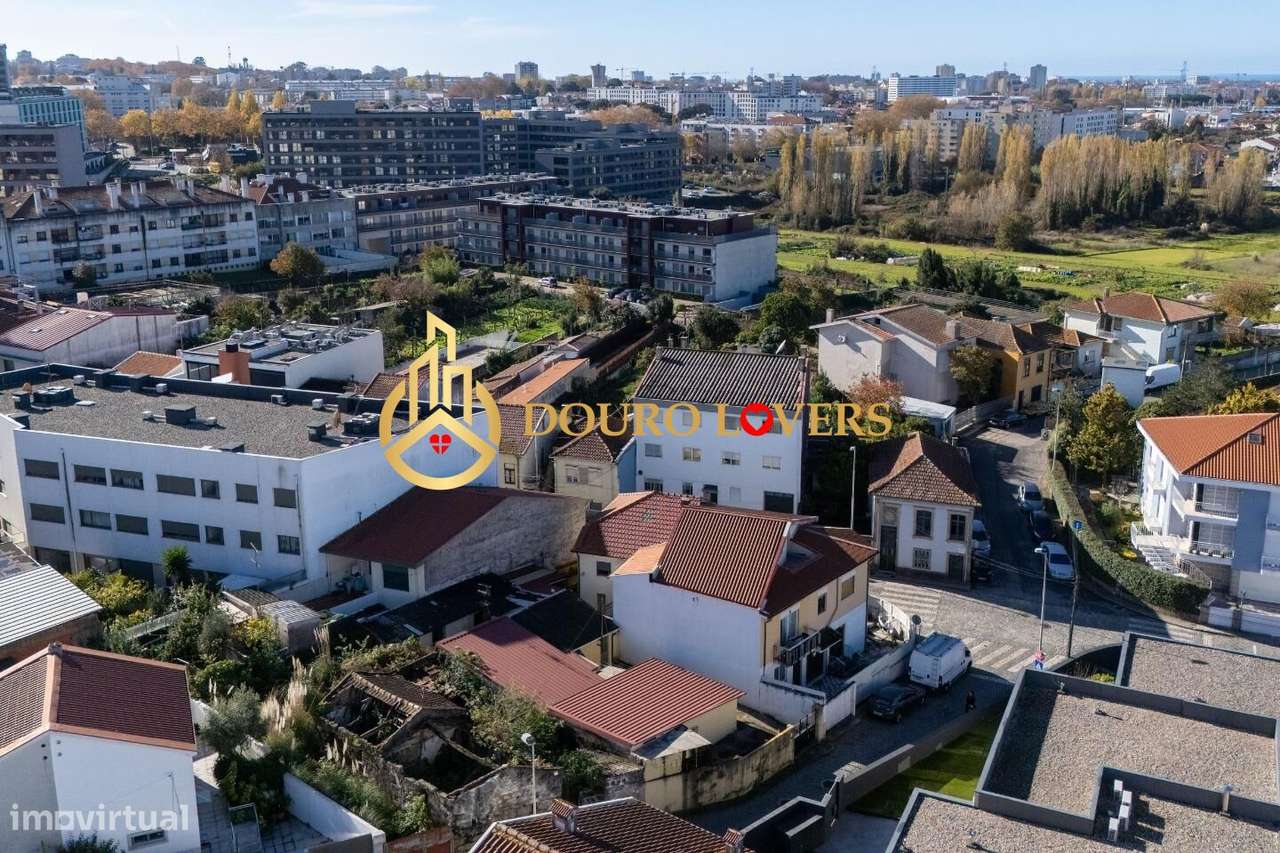 Casa Térrea com Terreno na Asprela, S. Mamede de Infesta-9
