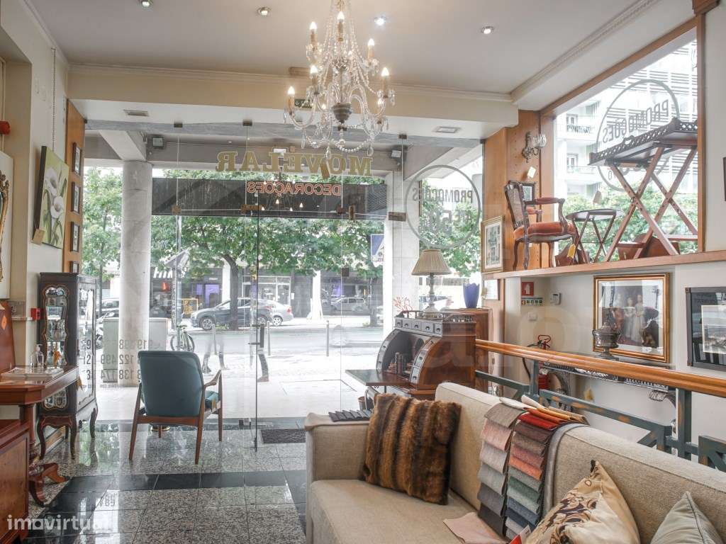 Loja com 270m2 com 2 Montras na Av. Almirante Reis | Lisboa - Grande imagem: 5/19