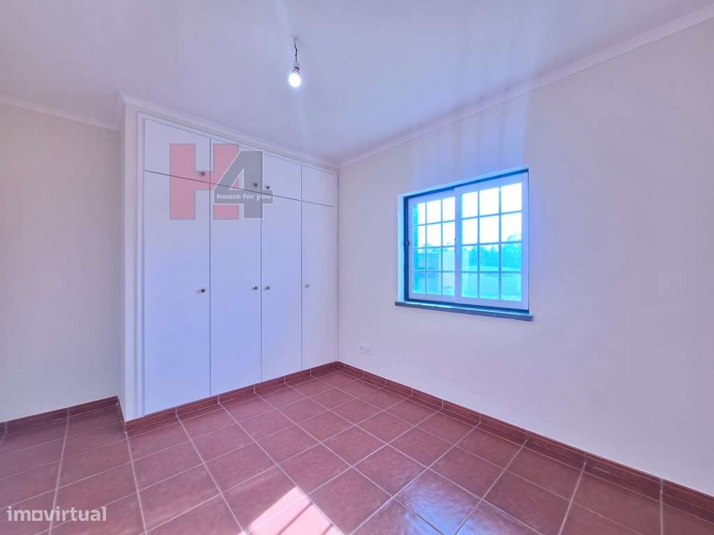 Moradia térrea V3 com piscina em Salvaterra de Magos, terreno 1.191m2-11