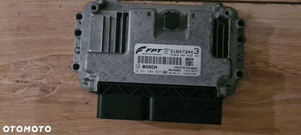 ECU FIAT GRANDE PUNTO 1.4 TJET 51847344 0261S04657 - 1