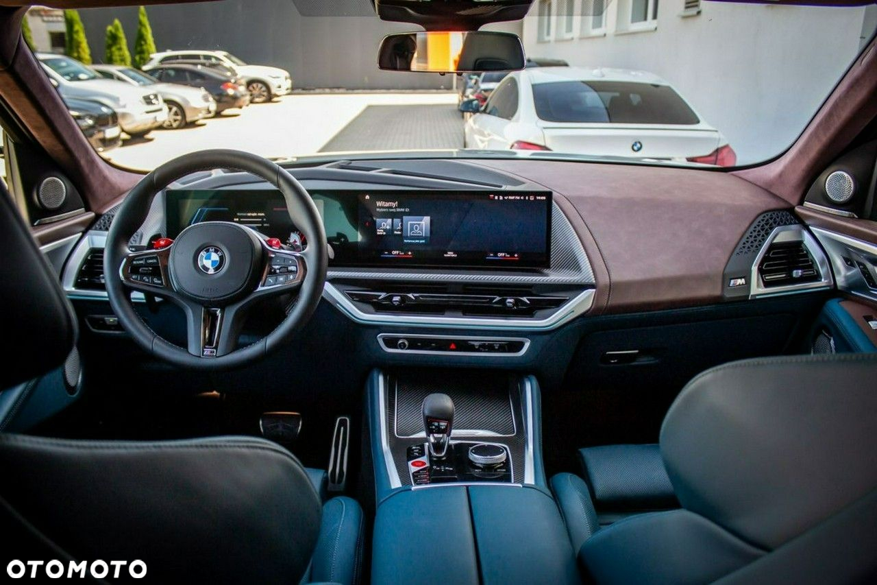 BMW XM - 13