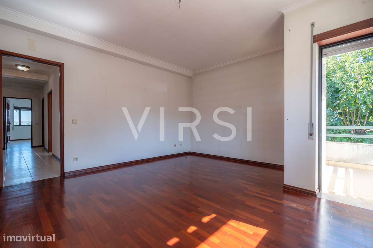 T3 com sótão, 2 garagens e amplo espaço exterior - São Martinho do...-8