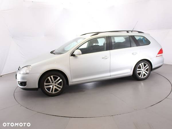 Volkswagen Golf - 4