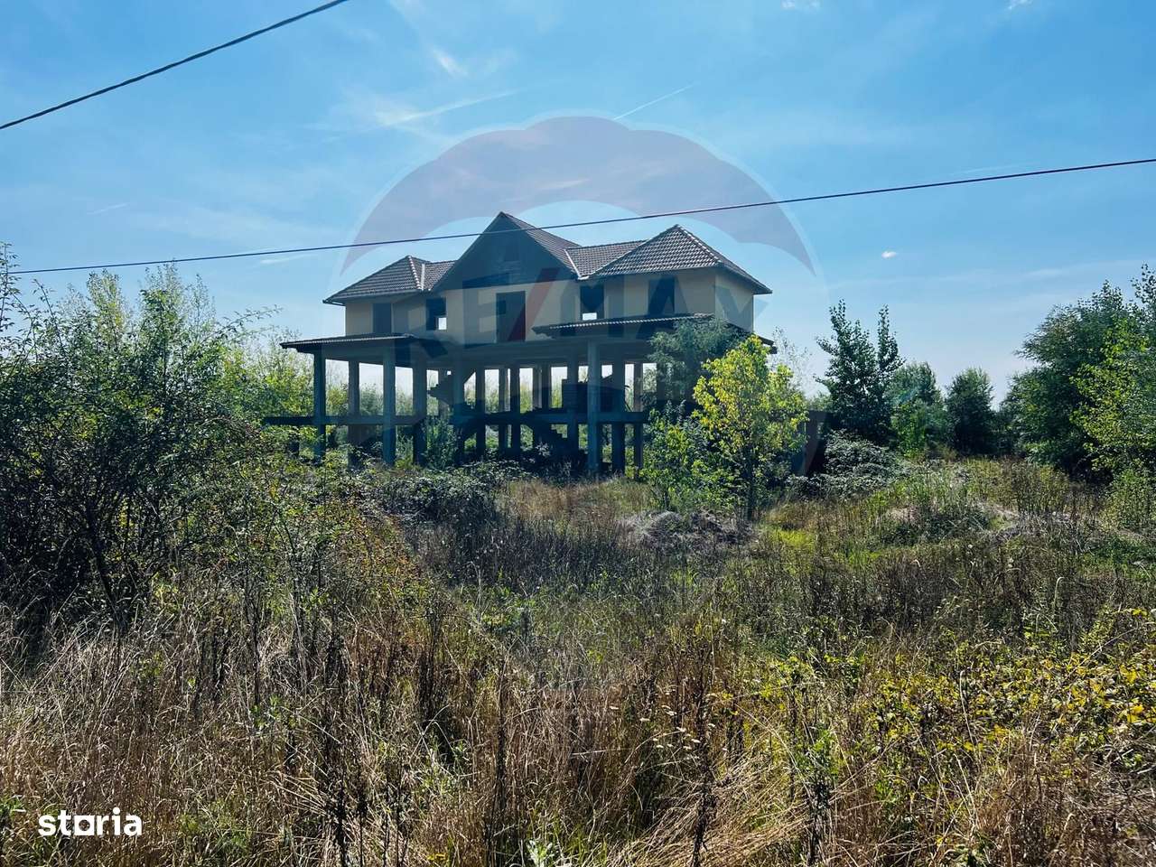 Casă / Vilă in constructie teren 3240 mp - Imagine principală: 2/7