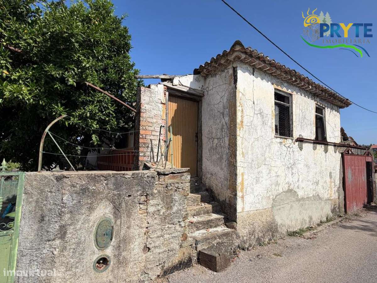 Moradia para Restauro com Terreno, Pátio, próxima da Sertã-6