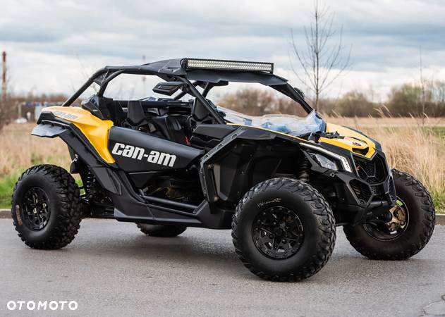 Can-Am Maverick - 4