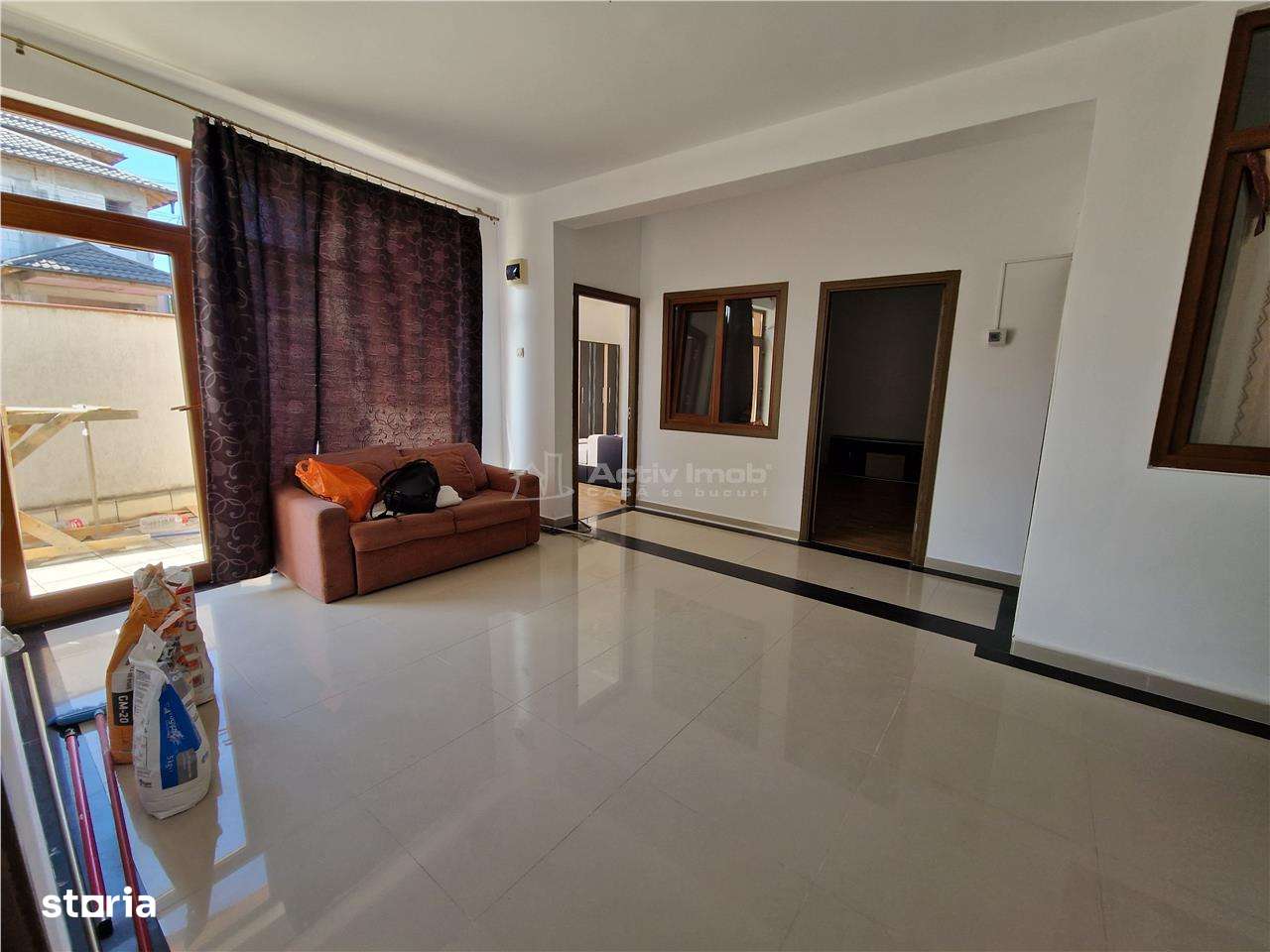 Casa pe sol, eleganta - Piata Mare - Imagine principală: 1/7