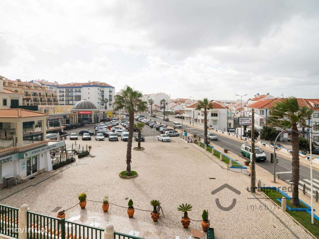 Moradia V4 em condomínio fechado no centro da Ericeira, com garagem.-42