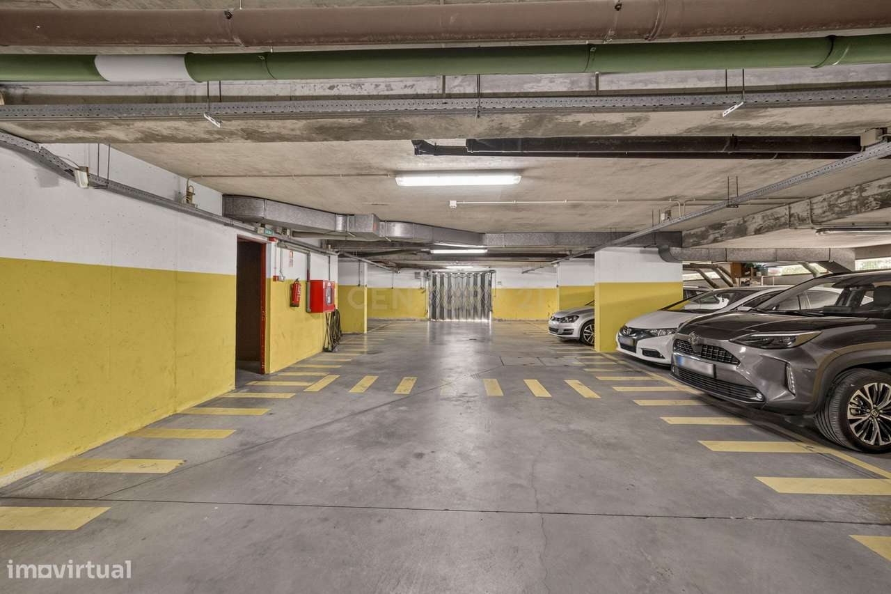 Apartamento T3 com parqueamento privativo (Monte da Caparica)-27