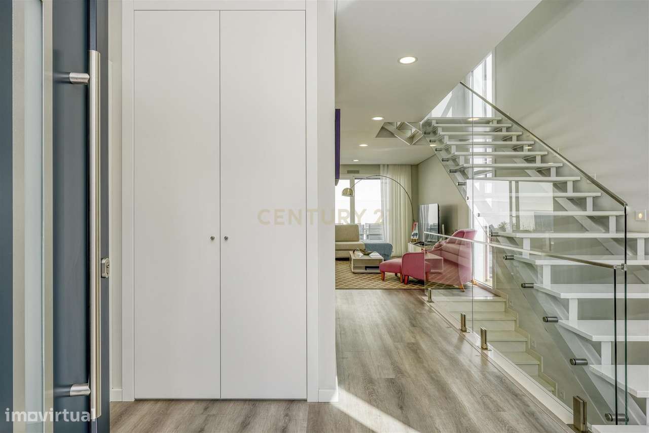 Luxuosa Moradia T3 em São Domingos de Rana, Cascais - Grande imagem: 5/47