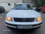 Volkswagen Passat Standard - 11