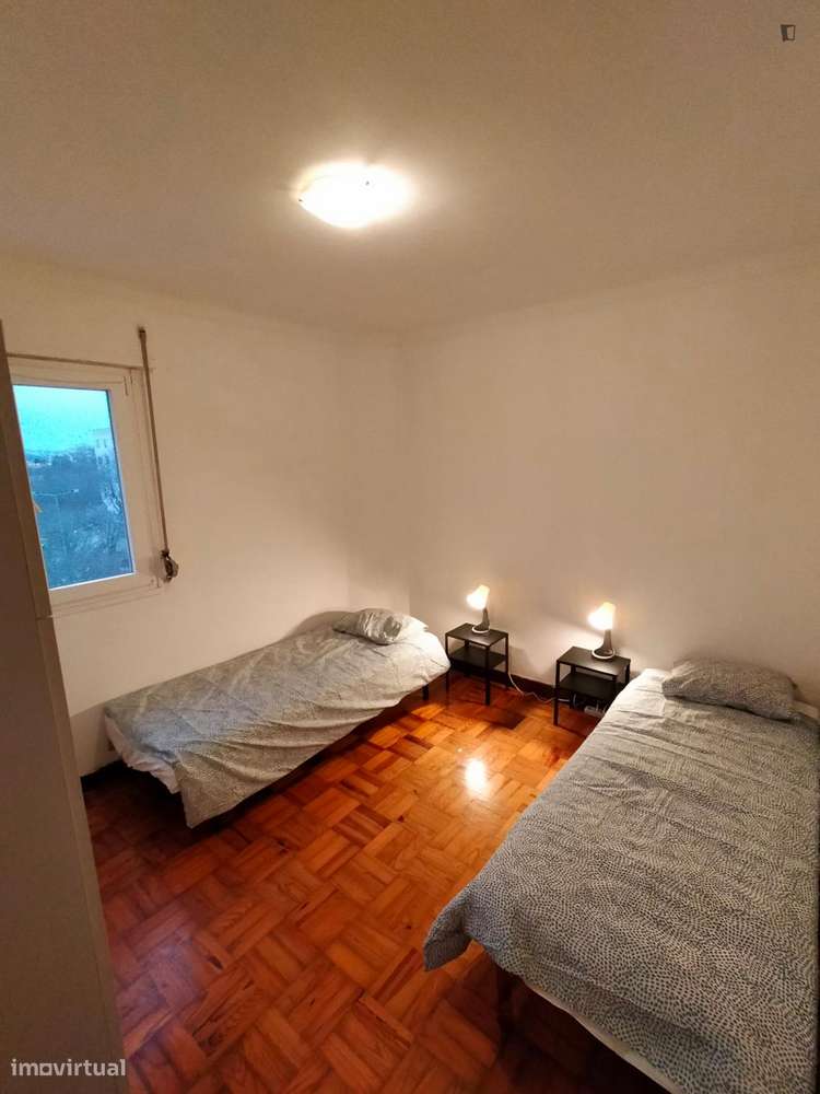 Quarto - localizado em Bela Vista Lisbon - Grande imagem: 3/7