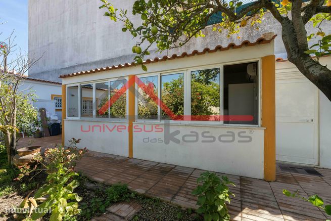 Moradia Térrea V2 Remodelada com Anexos e Jardim em Pinhal Novo-16