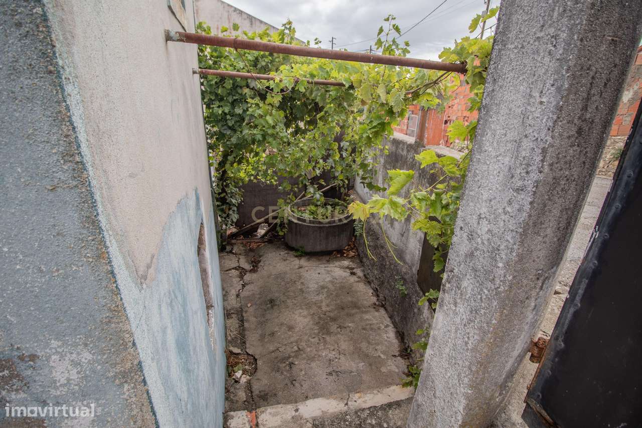 Moradia para recuperar com 250 m² em Vila Verde – Figueira da Foz-5