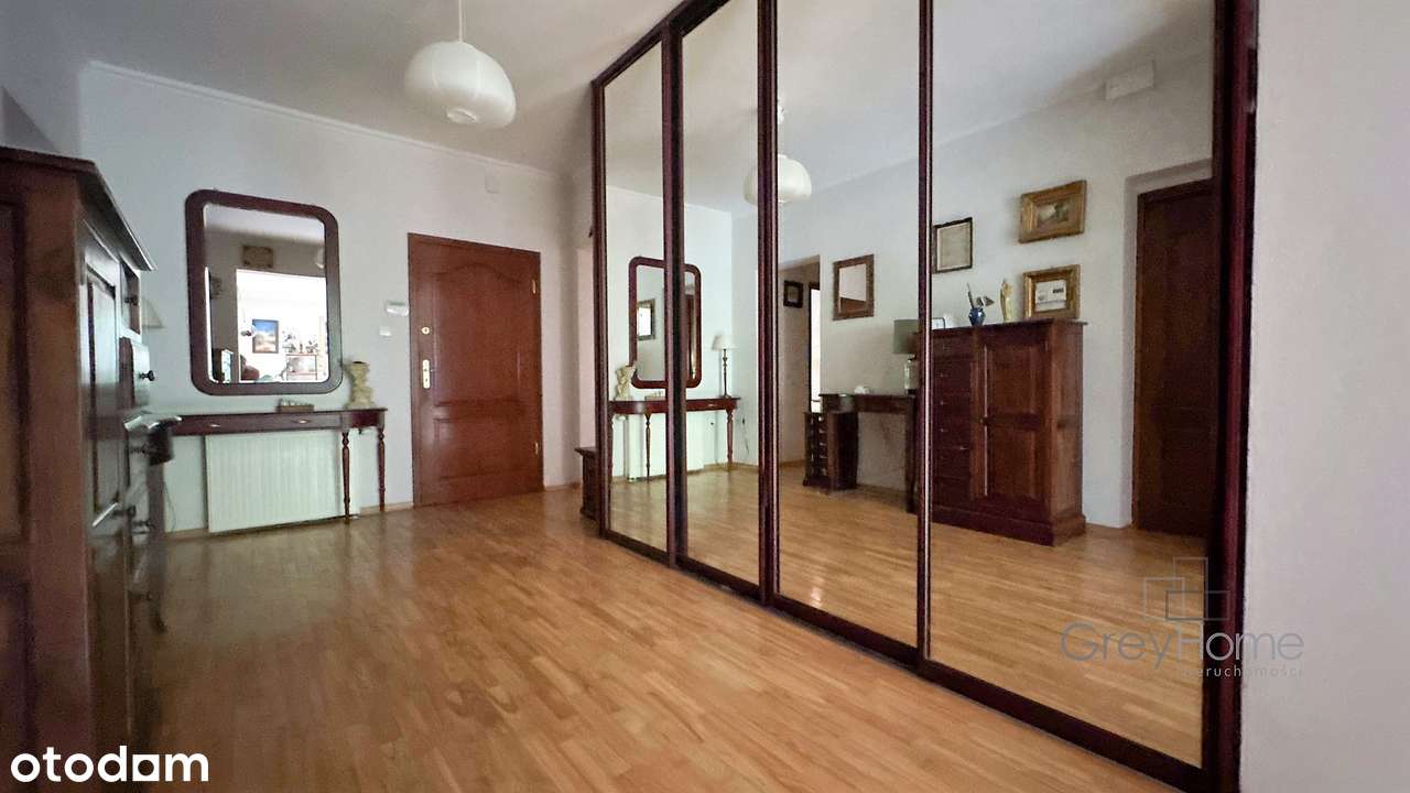 Bliźniak z dwoma oddzielnymi lokalami-11