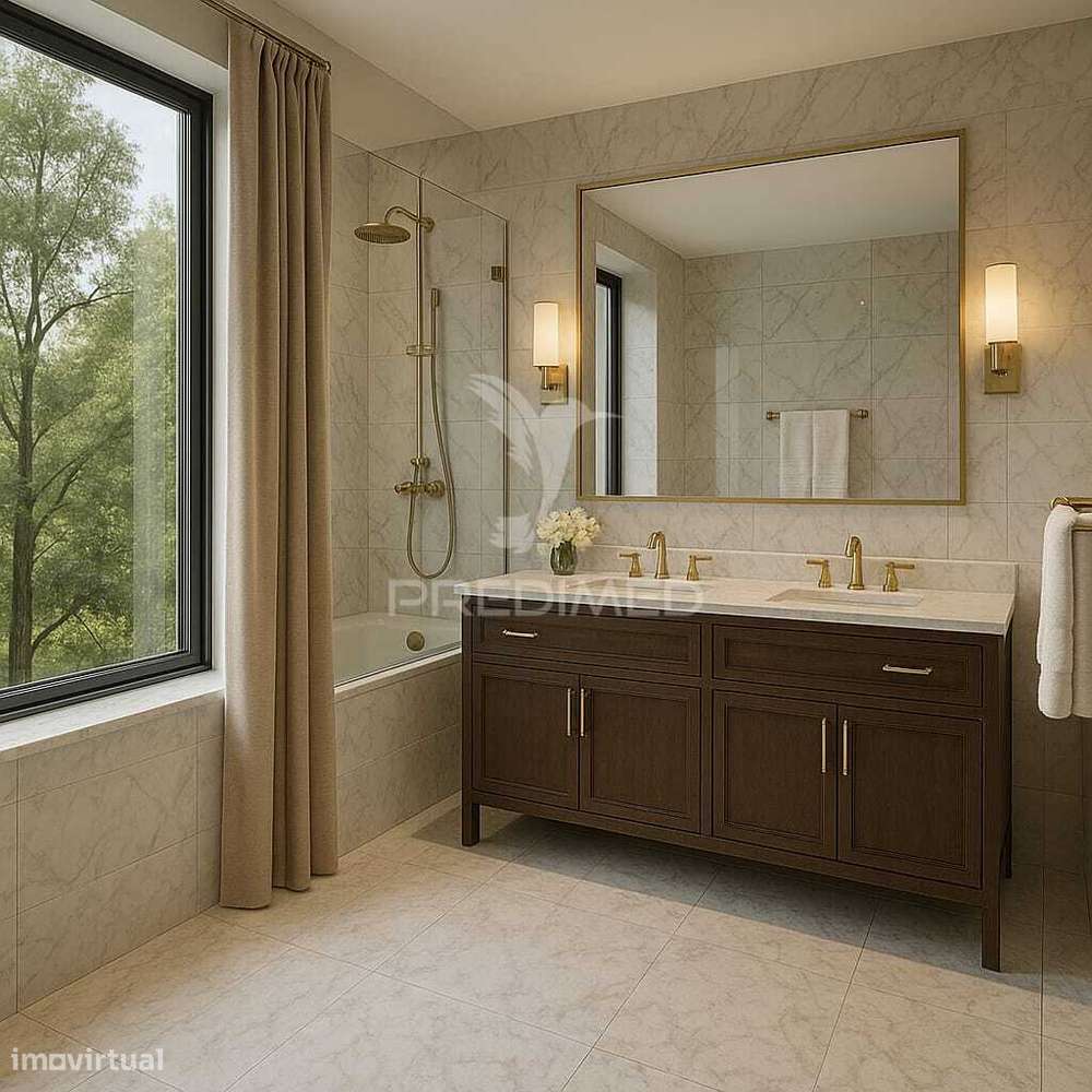 Prédio T5 em Campanhã para recuperar, Porto - Grande imagem: 4/8