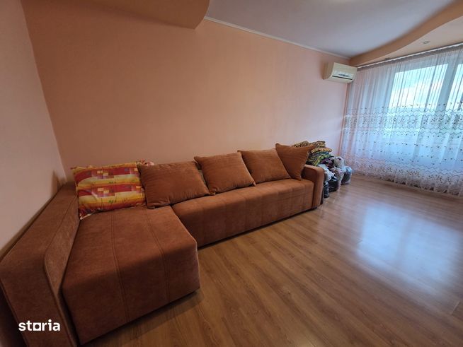 Apartament 3 camere de vanzare Lujerului Intersectie (Bloc 1986)-1