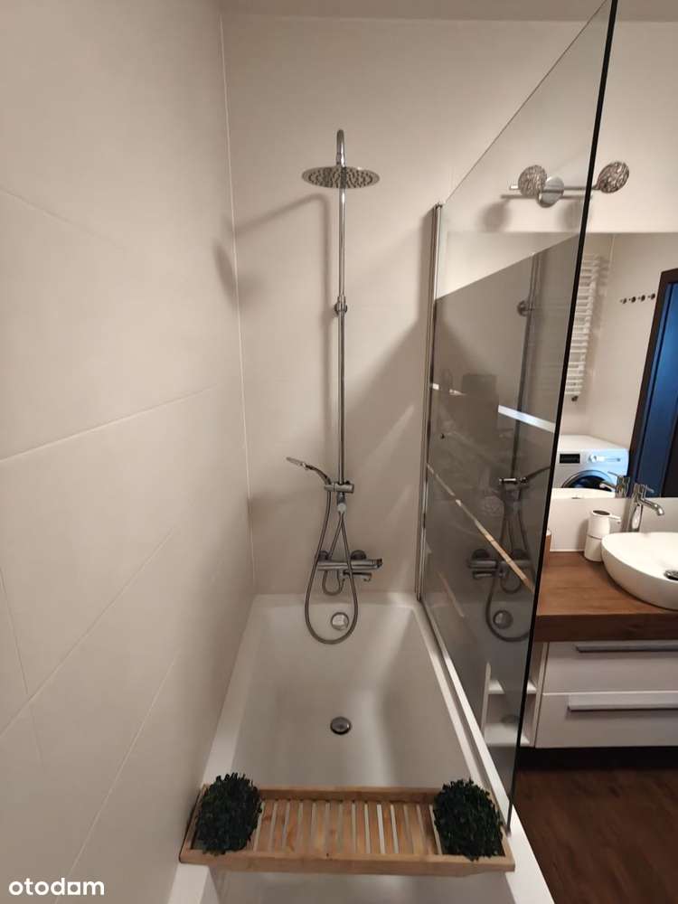 Miejsce Postojowe Gratis! 3 pokoje, balkon-12