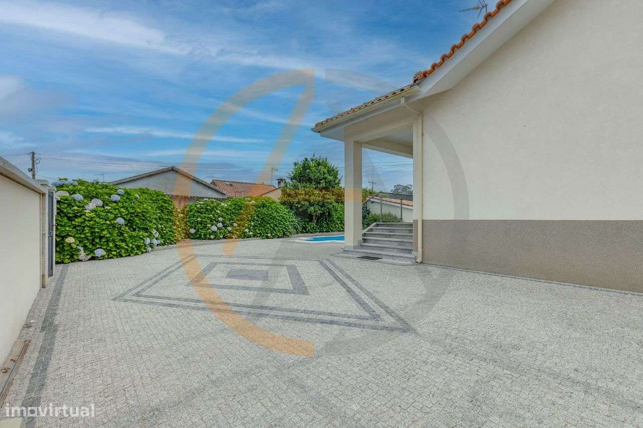 Moradia T6 c/ Piscina, amplo Espaço Exterior e Garagem | Vila do Conde-49