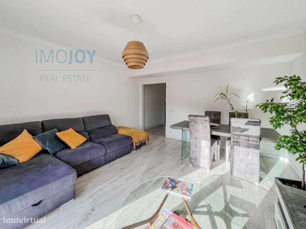 Simpático Apartamento T2 para Venda em Alvide-2