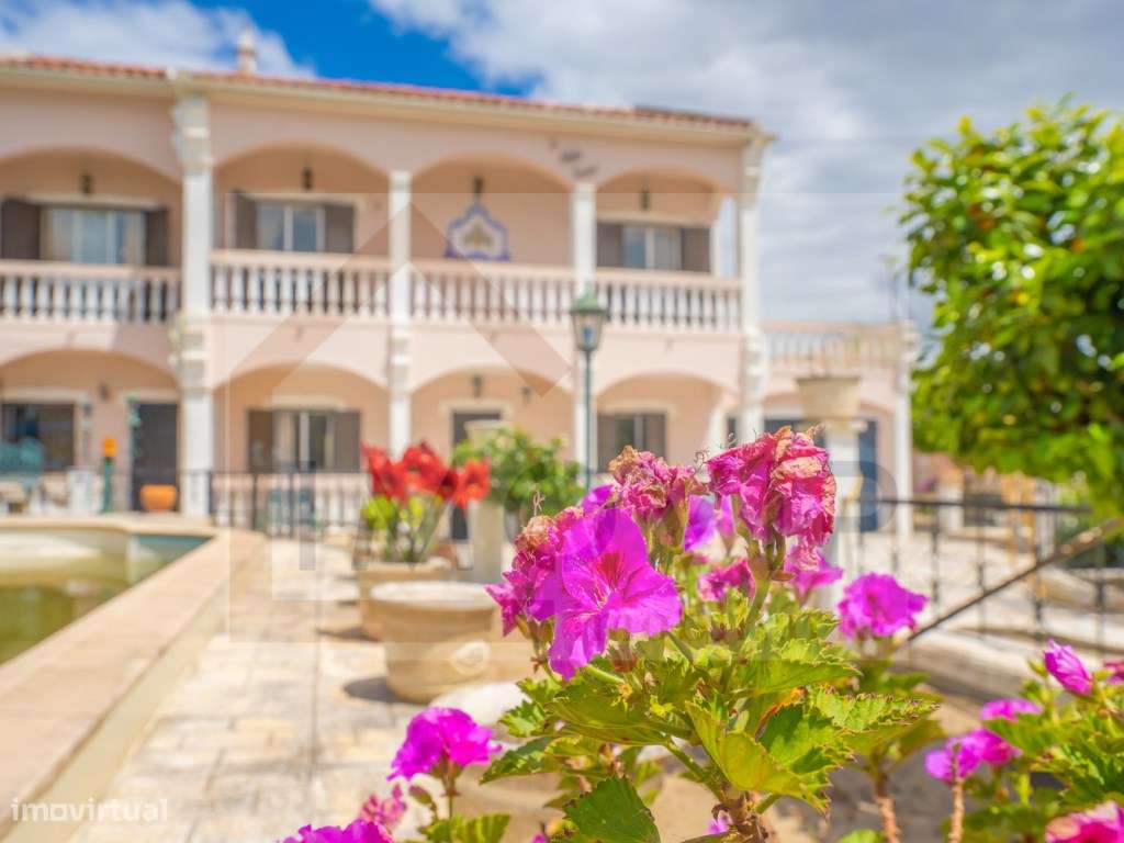Charmosa Moradia T3 com Piscina na LagoÍnha, Palmela-36