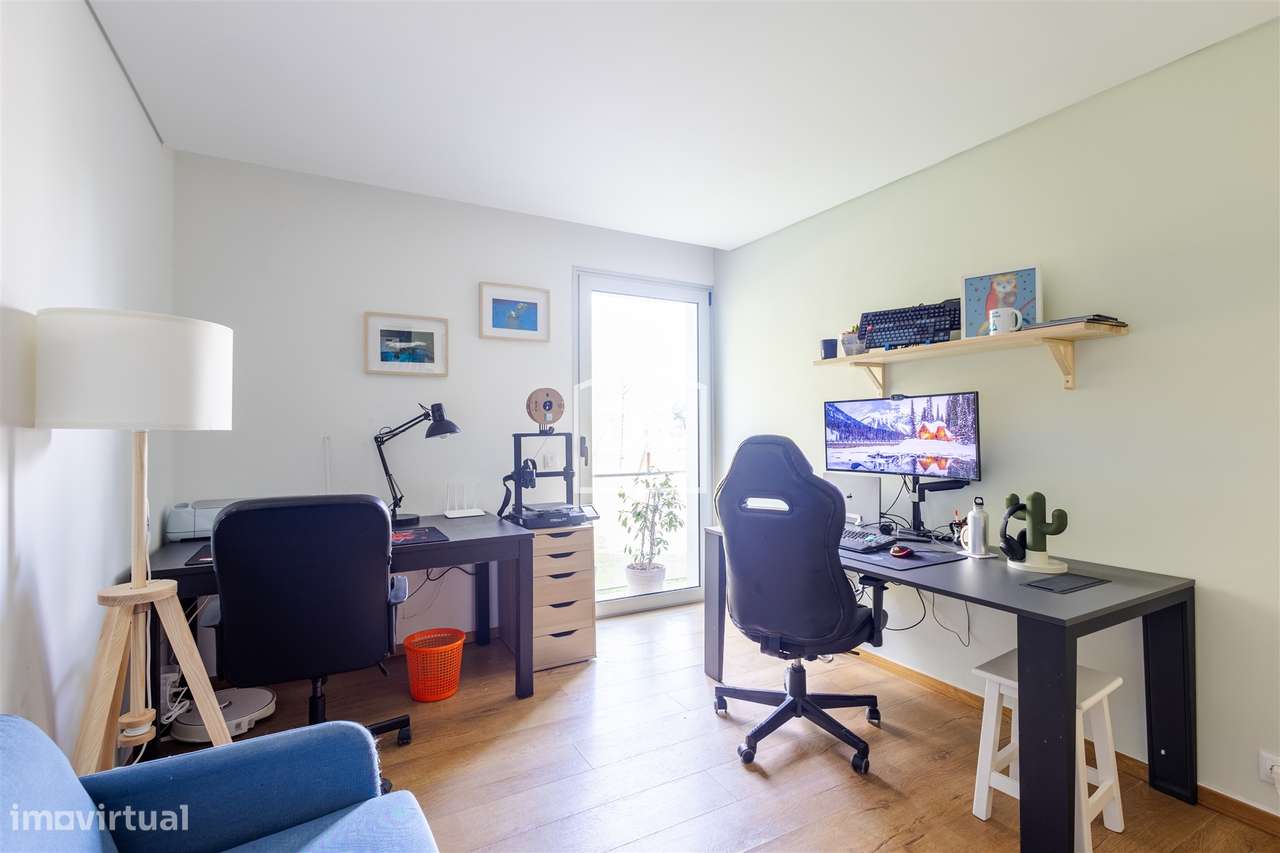 Apartamento T2 Venda em Nogueira e Silva Escura,Maia-12