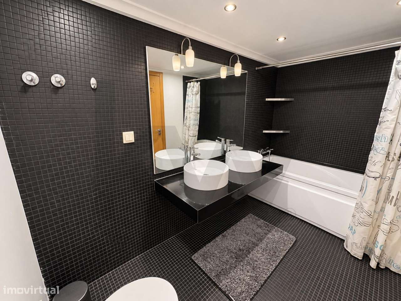 Apartamento Duplex T3+3 em Belas | Amplo, Luminoso e com Vista Desafog-20