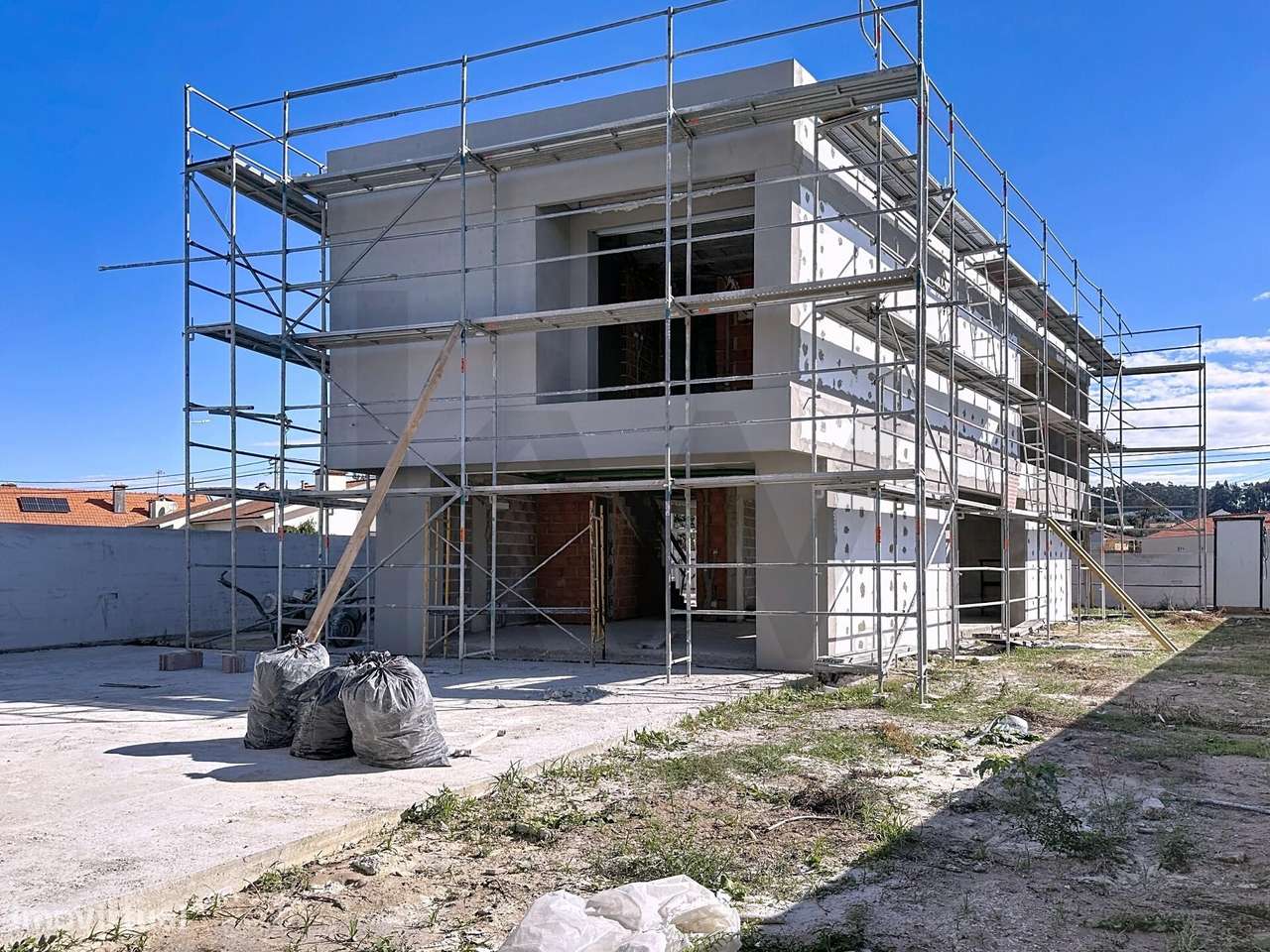 Moradia de Prestígio T4 com 3 Suítes, Anexo, Jardim, Escritório Indepe - Grande imagem: 5/60