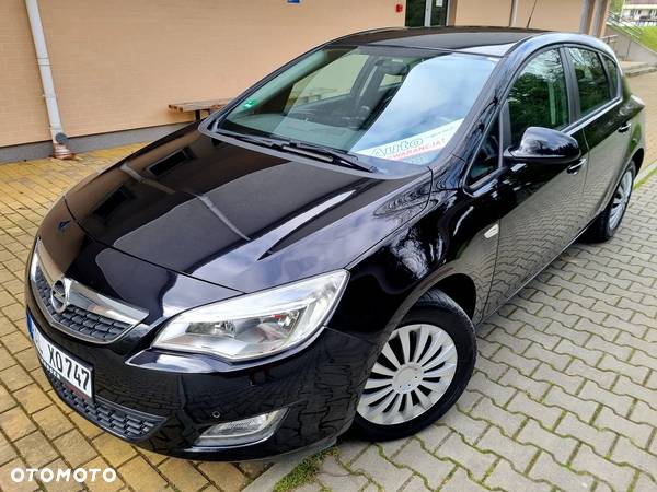 Opel Astra 1.4 Turbo Edition - 21