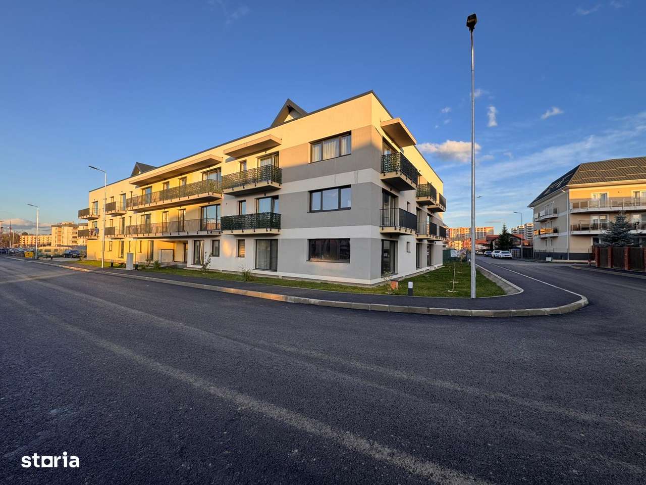 Comison 0%- Studio 55 mp, Topzone, TRACTORUL-11