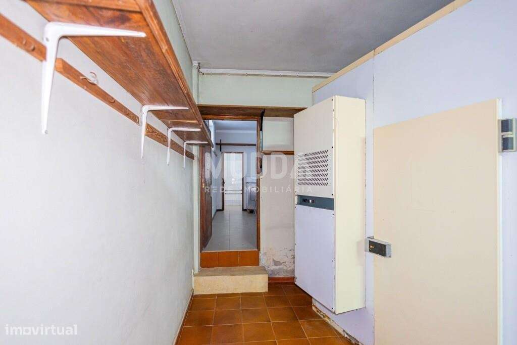 Espaço Comercial Premium com 715 m2 no Centro de Aveiro-15